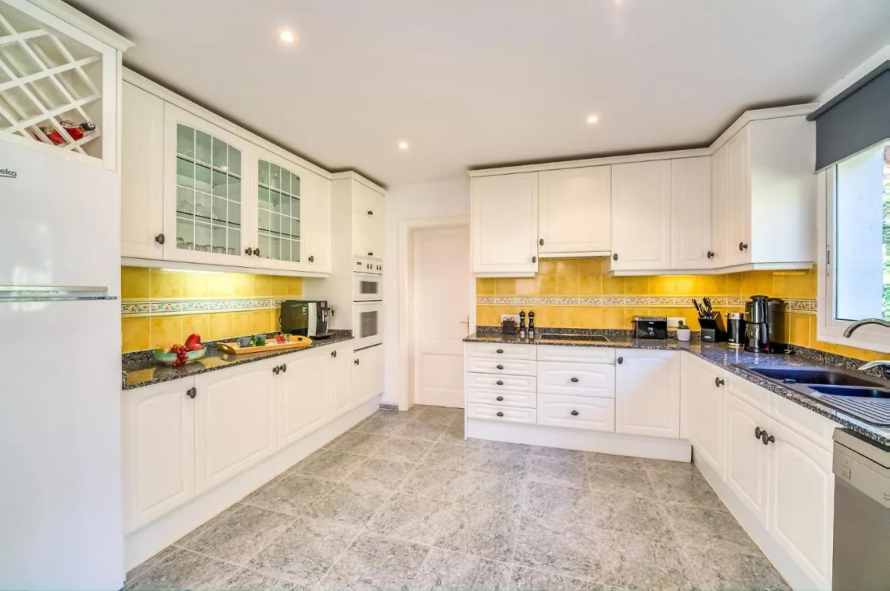 Ideal Property Mallorca - Casa Osborne Port de Alcudia  Holiday home
