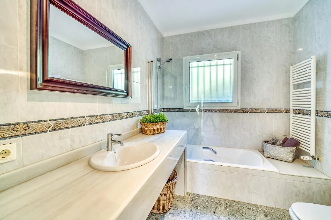 Ideal Property Mallorca - Casa Osborne Port de Alcudia  0*, Port de Alcudia (Mallorca)